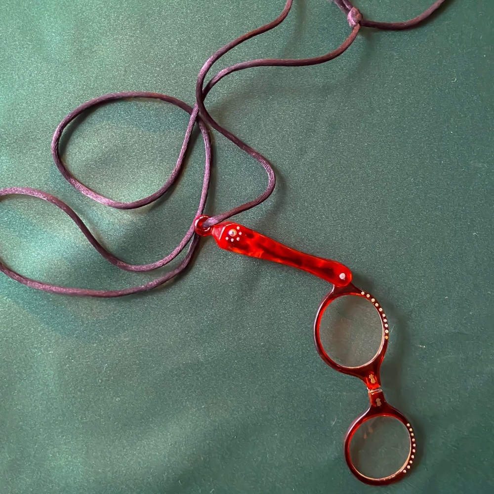 Folding Magnifiers